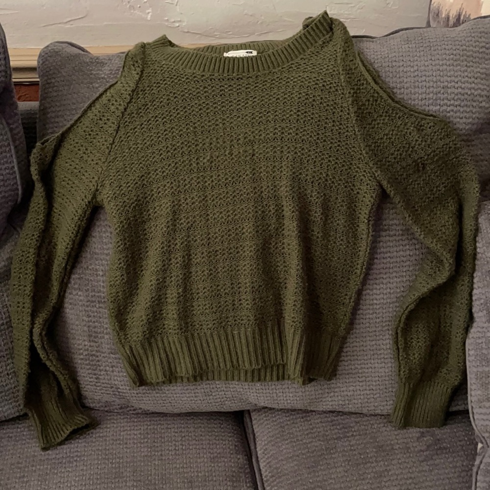 PACSUN sweater with shoulder cutouts